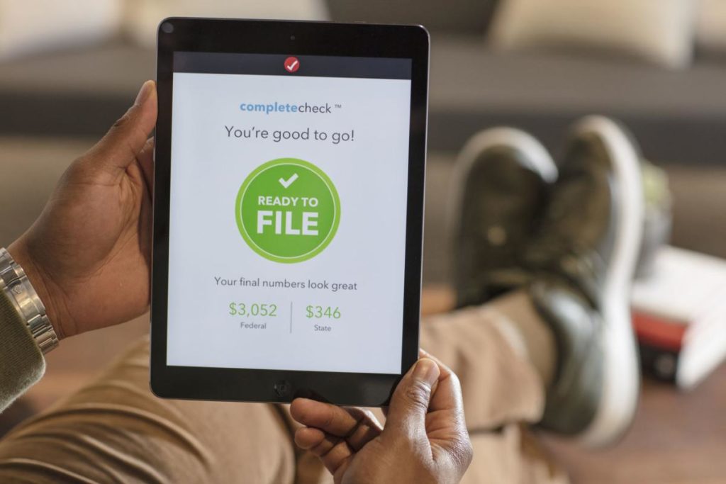 downgrade-turbotax-to-basic-version-via-mobile-app-1-1024x683